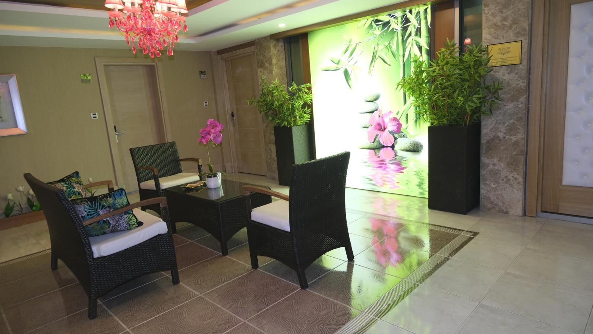 Ambassador Hotel & Spa Antalia Esterno foto