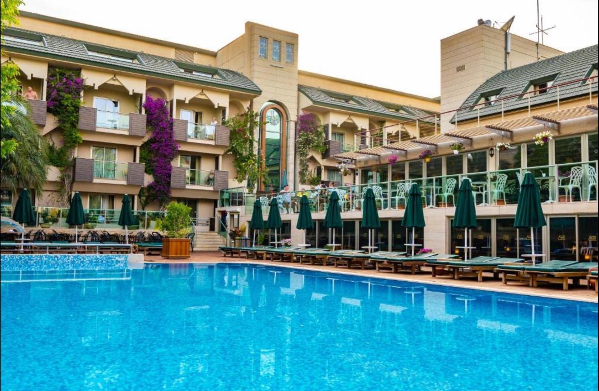 Ambassador Hotel & Spa Antalia Esterno foto