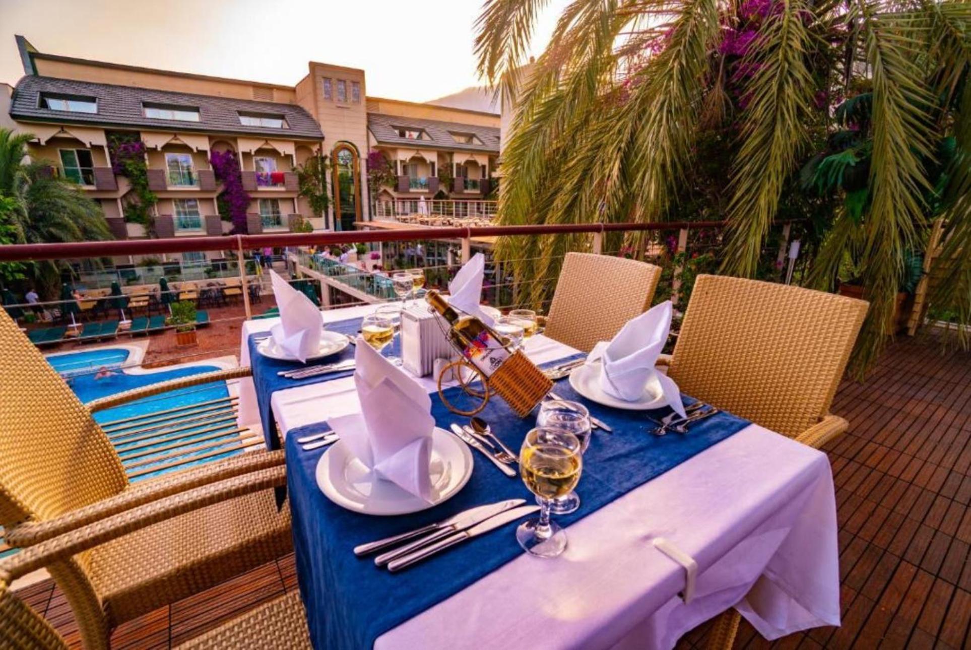 Ambassador Hotel & Spa Antalia Esterno foto