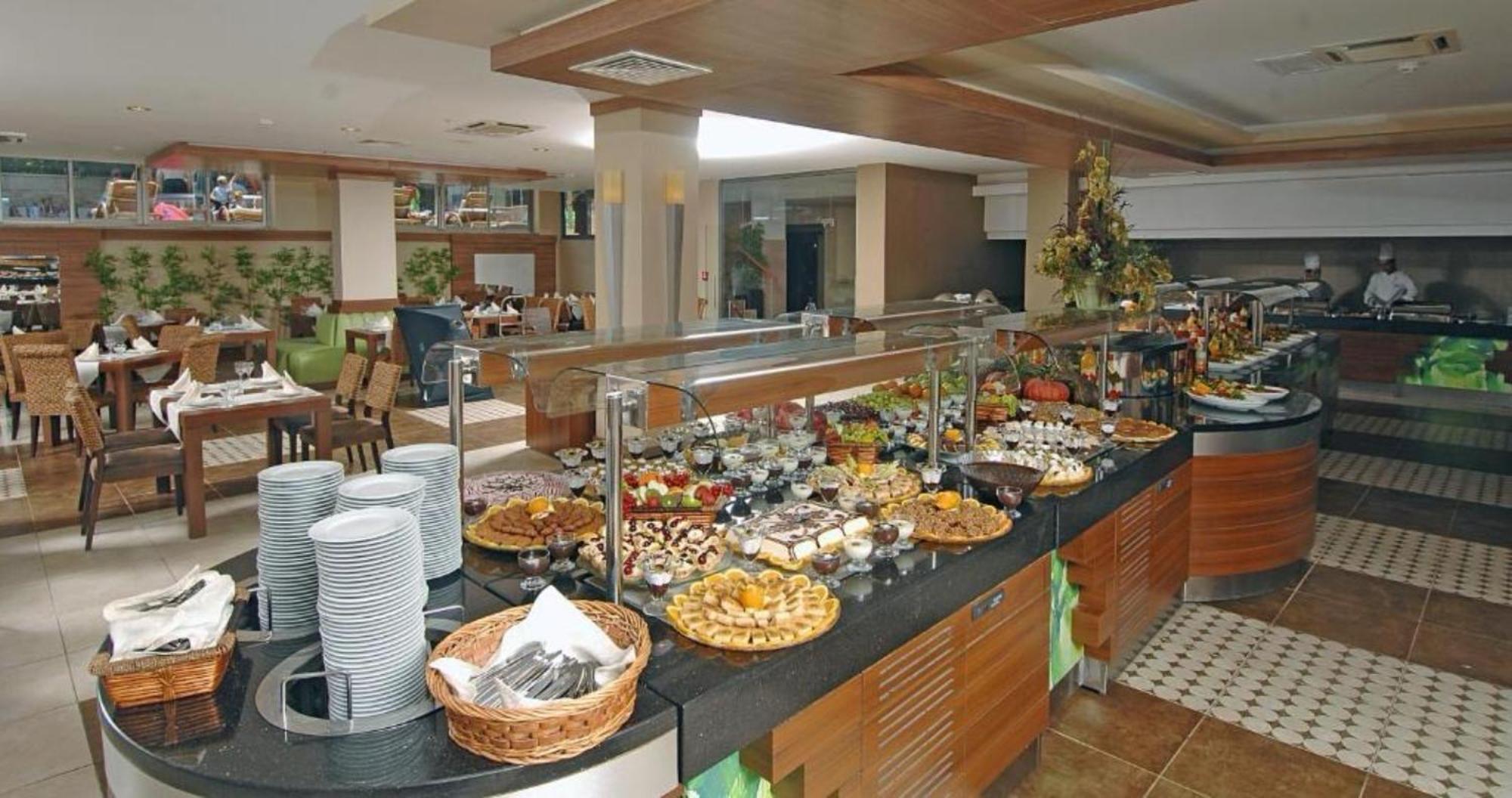 Ambassador Hotel & Spa Antalia Esterno foto
